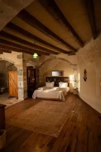 Seki Cave Suites - 72