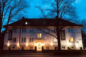 Hotel «-Cocco-Bello in der Villa Foret», Людвигсбург