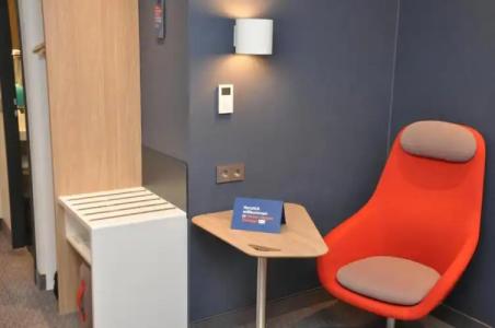 Holiday Inn Express - Sindelfingen, An Ihg - 38