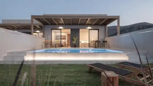 AKU Suites with private pools - 13