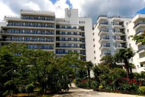 Санаторий «Узбекистан», Ялта