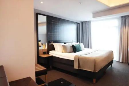 Hótel Reykjavík Saga - 3