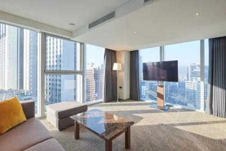 Stanford Myeongdong - 101