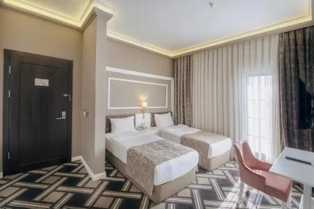 Utopia Resort & Residence - 44