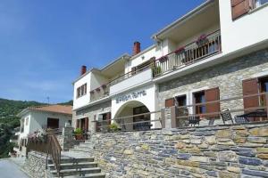 Pilion Terra Hotel, Портария