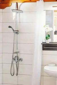 Athos Guest House Pansion - 73