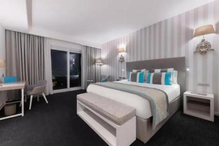 Juliani - Boutique Hotel - 38