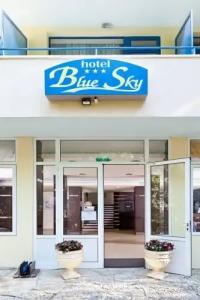 Blue Sky - Parking & All Inclusive - 0