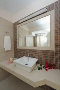 Cretan Garden Adults only 16plus - 7