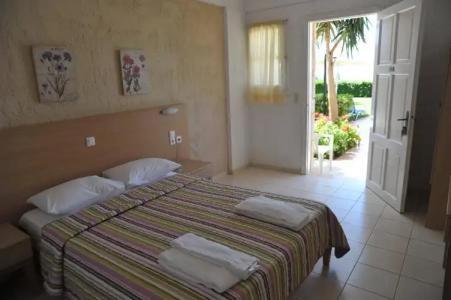 Cretan Garden Adults only 16plus - 0