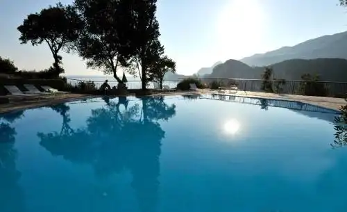 Blue Princess and Suites - 4