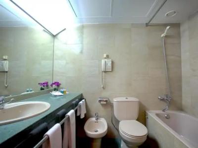 Tulip Inn Andorra Delfos - 40