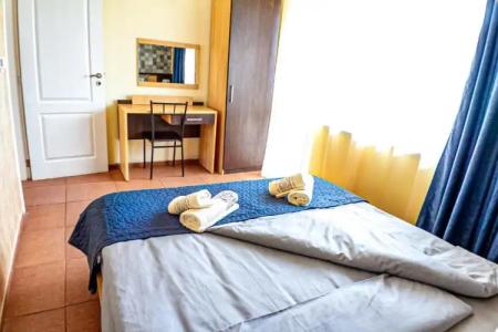 Favorit Aparthotel - 25