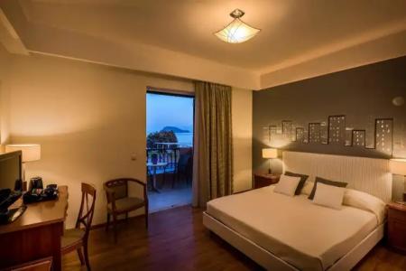 Mediterranean Beach Resort - 78