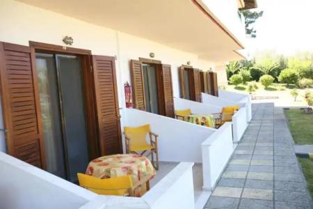 Elena  & Studios - 11