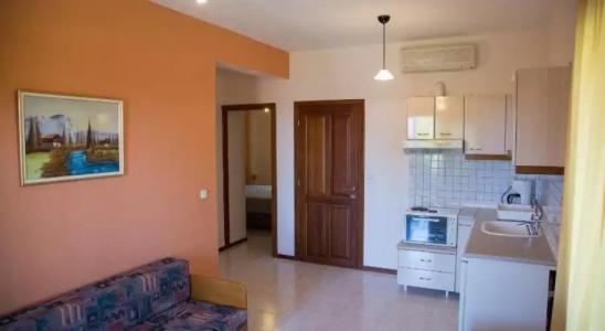 Elena  & Studios - 3