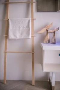 Infinity Blu - Designed for Adults - 32