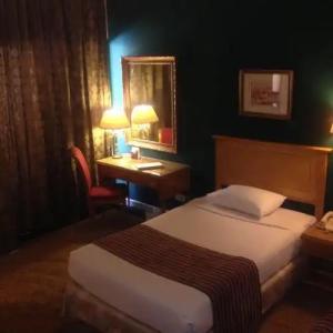 Amarante Pyramids - 20