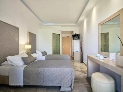 Park & Spa-Adults Only - 50