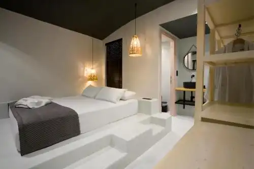 Gloria Maris Suites and Villa - 16