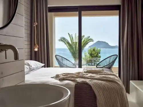 Gloria Maris Suites and Villa - 37