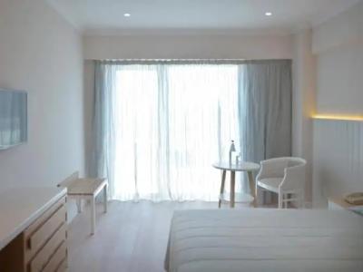 Sunrise Gardens Aparthotel - 23