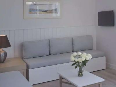 Sunrise Gardens Aparthotel - 56