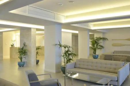 Sunrise Gardens Aparthotel - 1