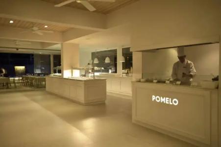 Sunrise Gardens Aparthotel - 20