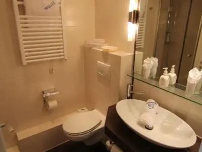 Sletz Park- Superior - 9