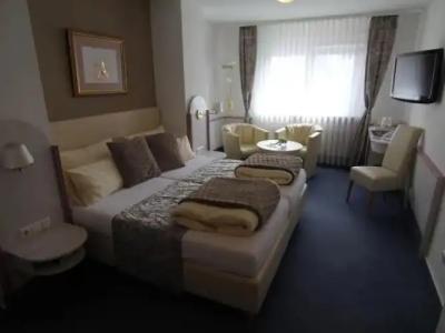 Sletz Park- Superior - 1