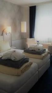 Sletz Park- Superior - 22