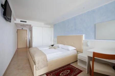 Mimosa - Maslinica Hotels & Resorts - 2
