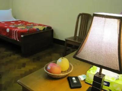 Golden Guest Inn - 58