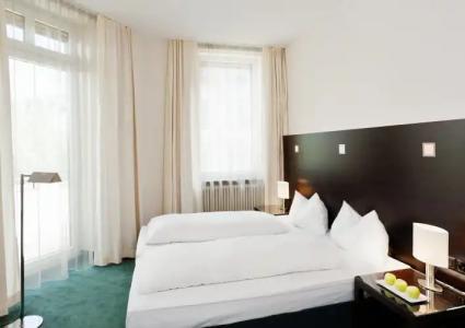 Fleming's Zürich - 1