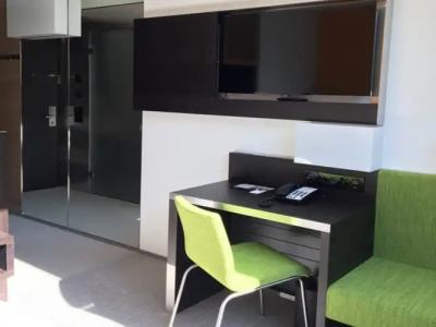 Züri by Fassbind - 101