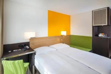 Züri by Fassbind - 105