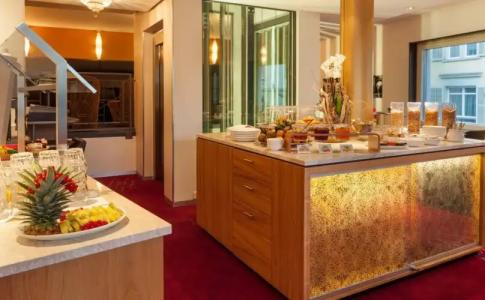 Zurich Swiss Chocolate by Fassbind - 14