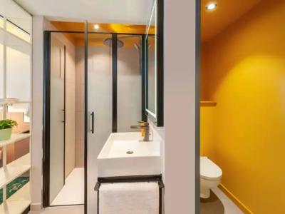 ibis Styles Zurich City Center - 8