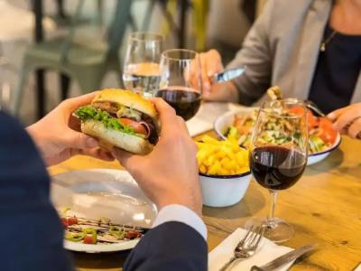 ibis Zürich Messe Airport - 11