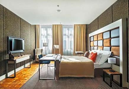 Bristol Tradition and Luxury - 32