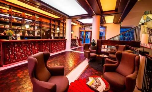 Bristol Tradition and Luxury - 16