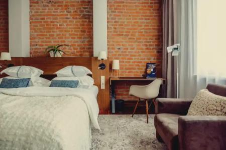 Bristol Tradition and Luxury - 2