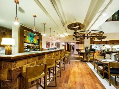 Bristol Tradition and Luxury - 24