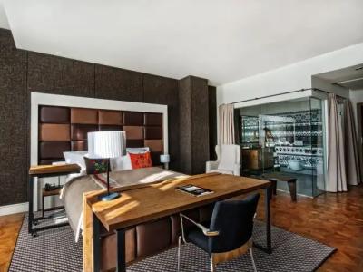 Bristol Tradition and Luxury - 27