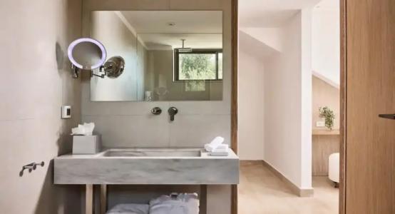 St. Nicolas Bay Resort & Villas - 128