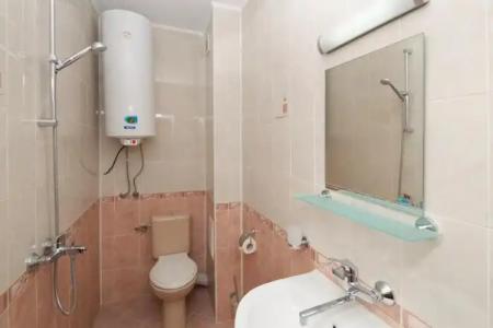 Red House Guest House - 19