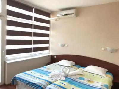 Red House Guest House - 7