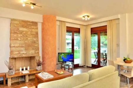 Polyastron Villas & Suites - 57