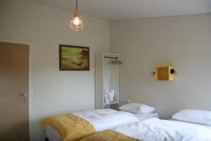 Arnarnes Paradise, Хьяльтейри